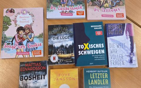 Neue Bücher April